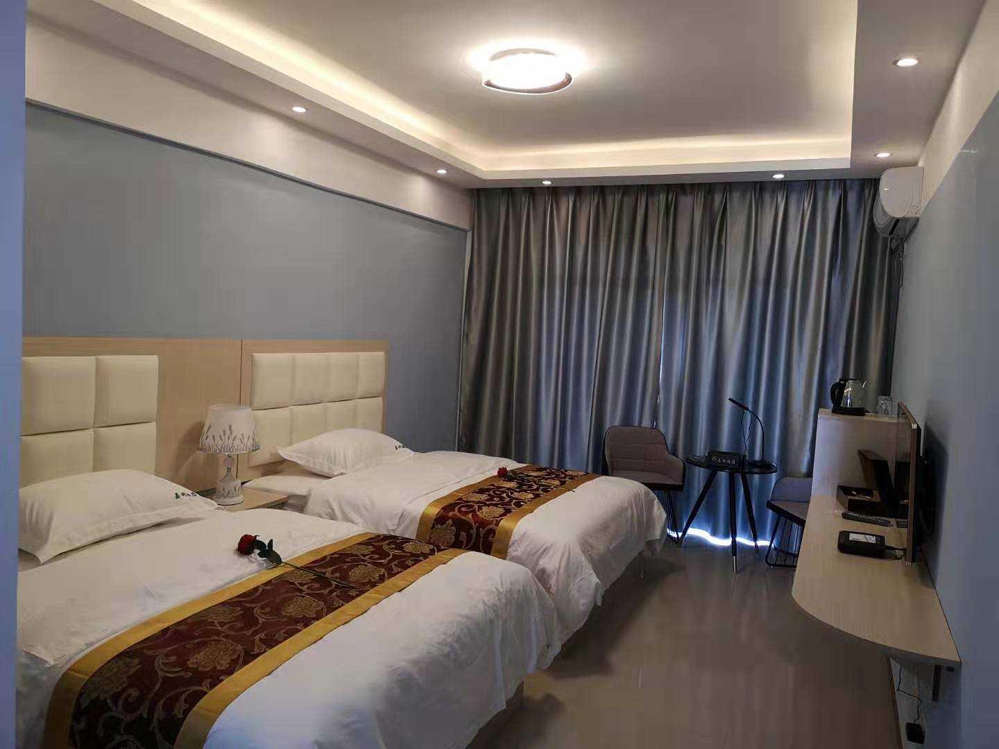 嘉利酒店(宁州路店)