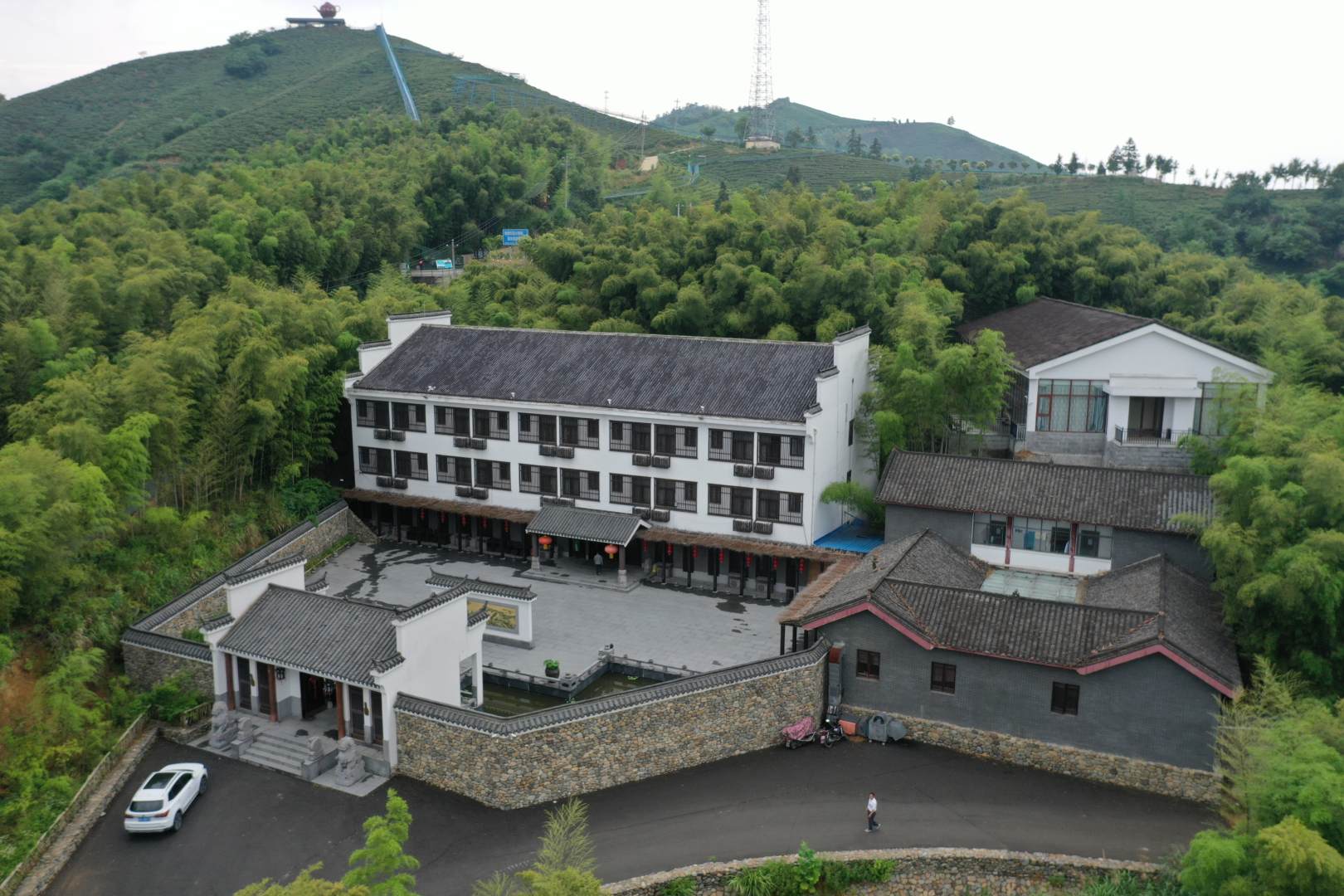 西九华山禅音怡和酒店