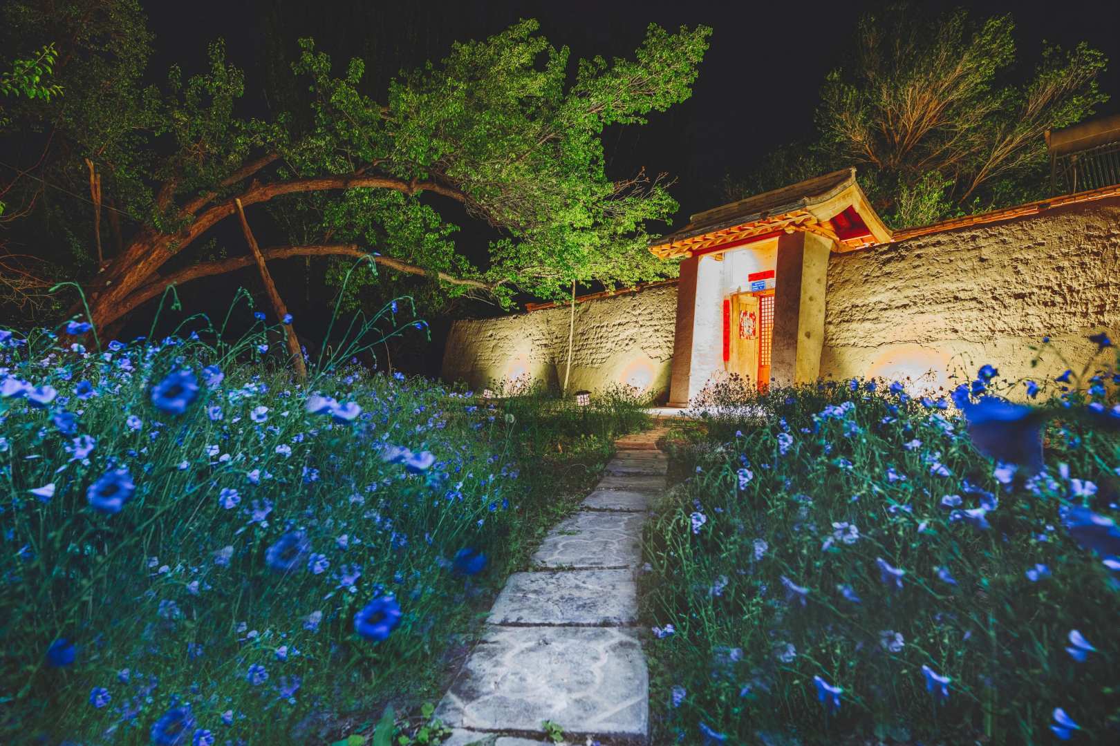 敦煌月栖里民宿(鸣沙山月牙泉店)