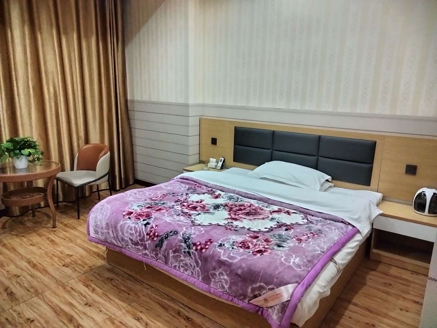 威宁源泰酒店