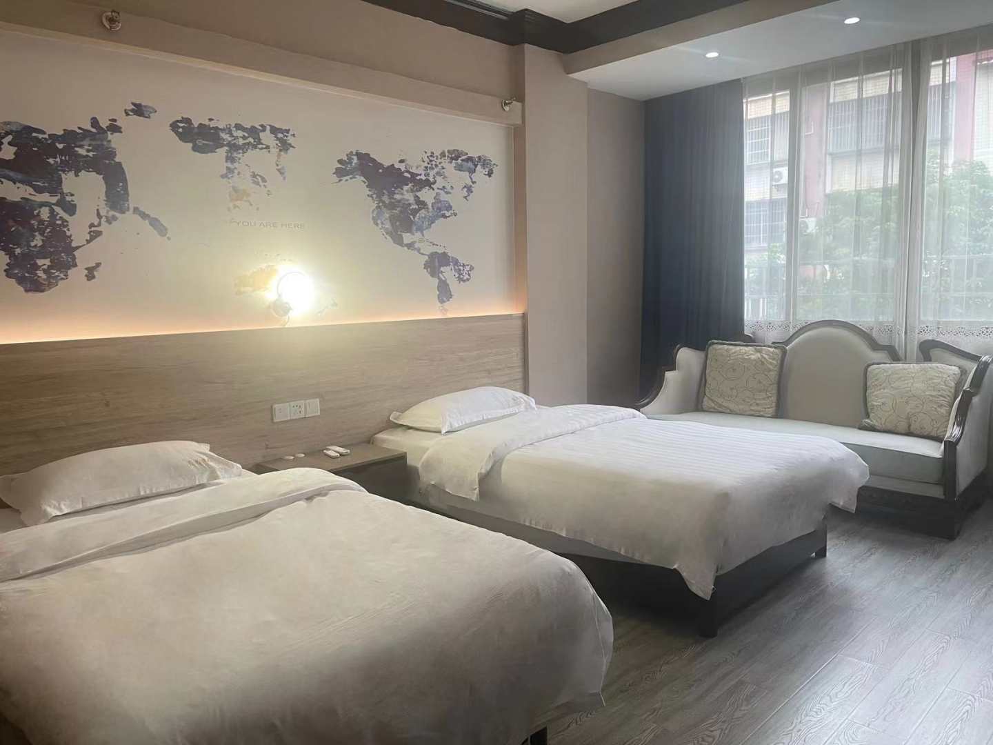 苍龙酒店