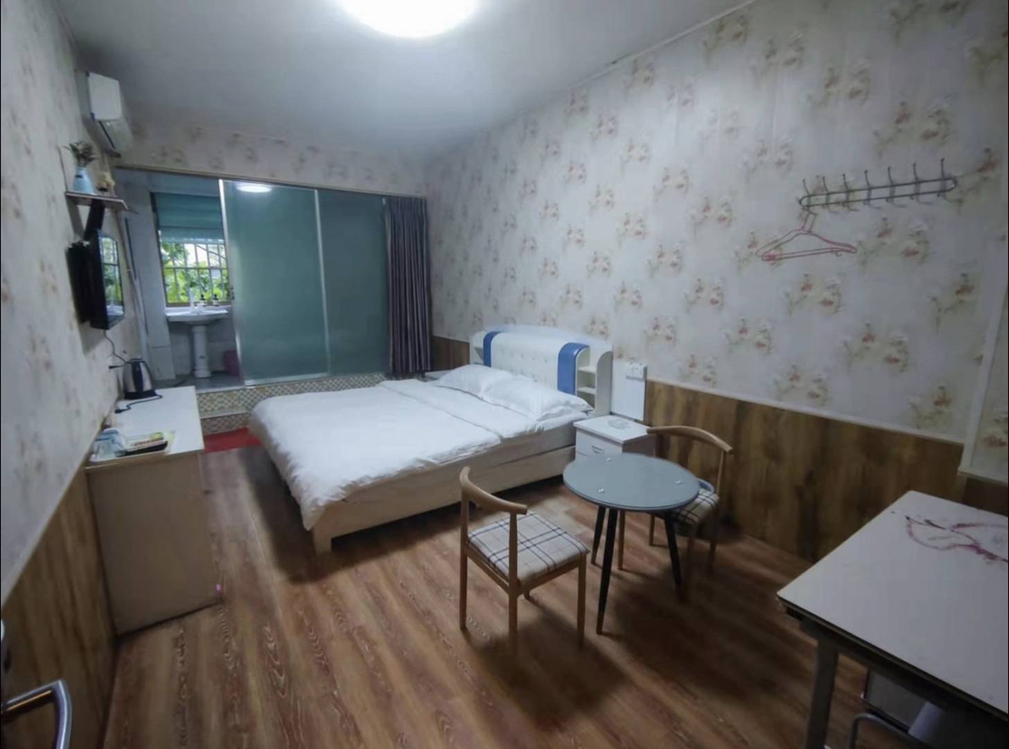 百佳宾馆