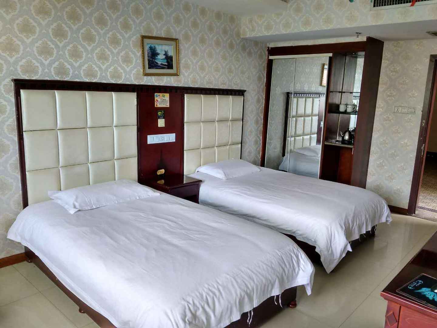 鑫源宾馆(东正路店)