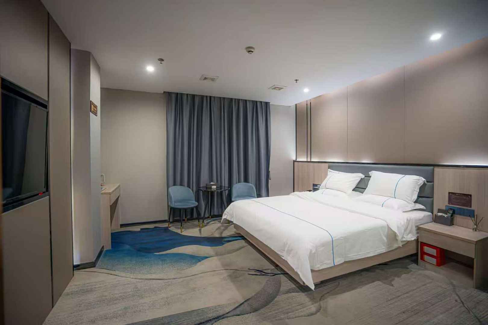 万顿商务公寓(海丰世纪广场店)