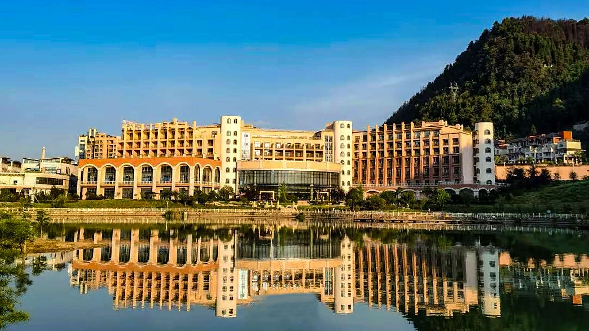 六盘水艾兰国际酒店