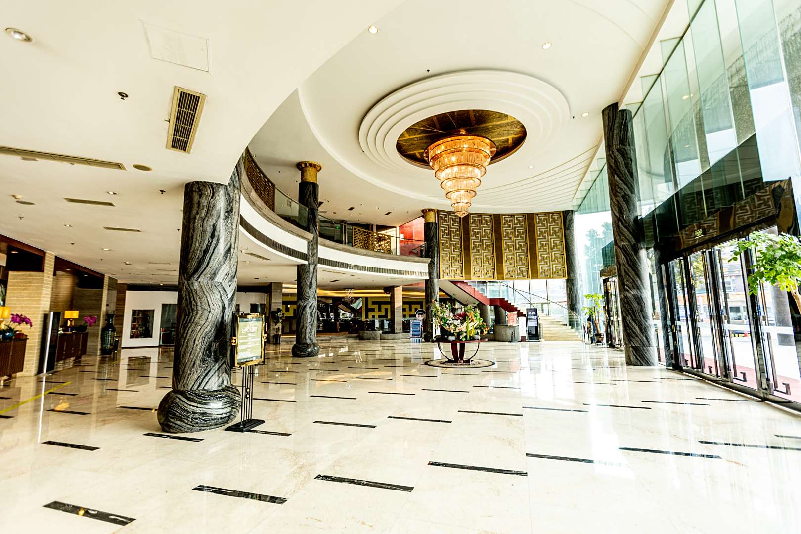 中江凯瑞大酒店(白塔圣寺店)