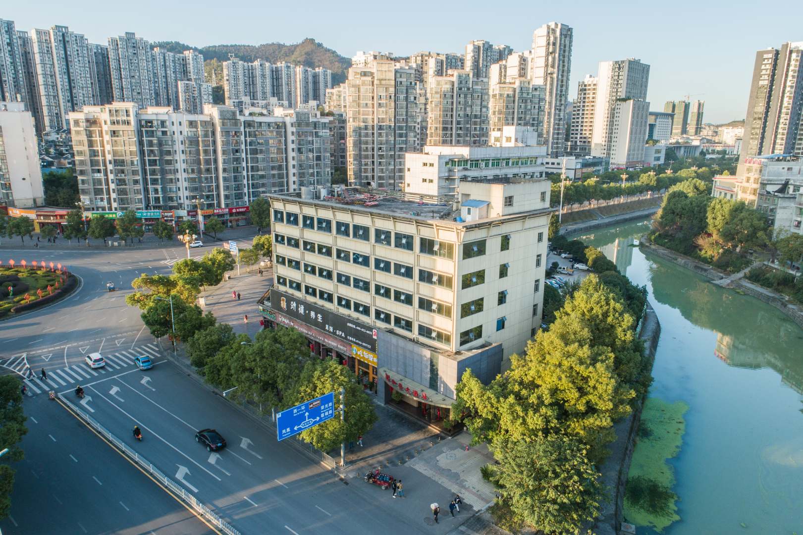 吉首驷喜大酒店