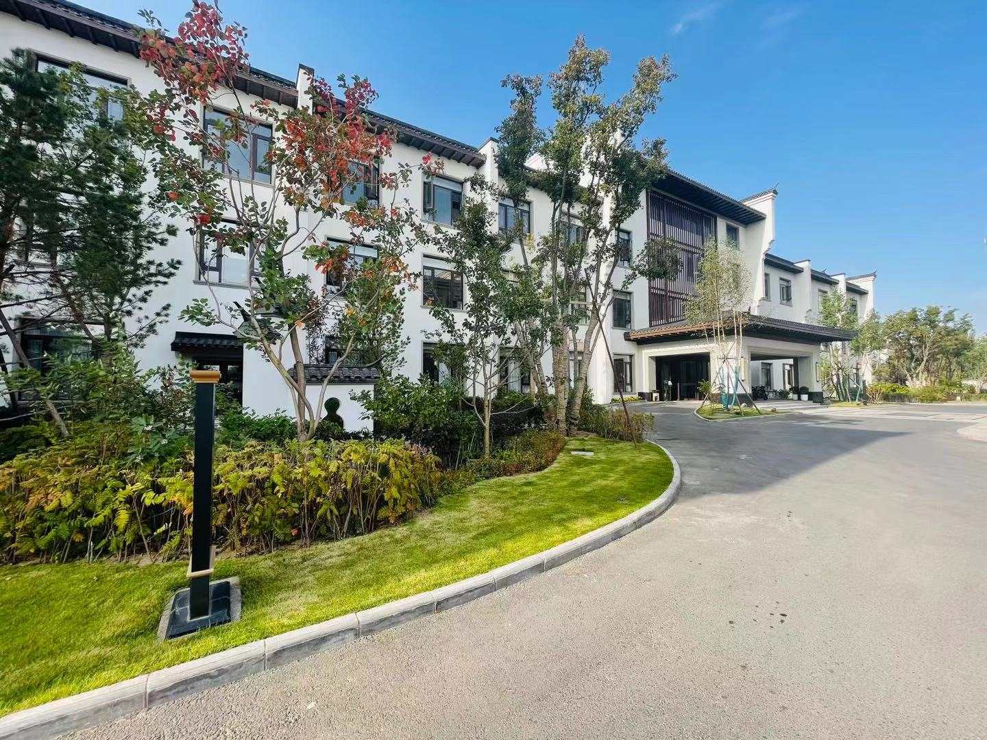 景宏田清酒店(伊金霍洛旗市政府店)