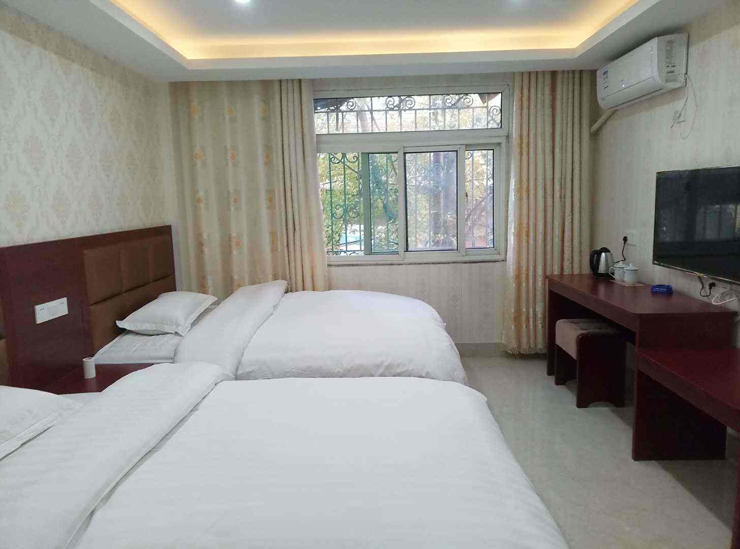 宏都旅馆(合肥姚公庙地铁站店)