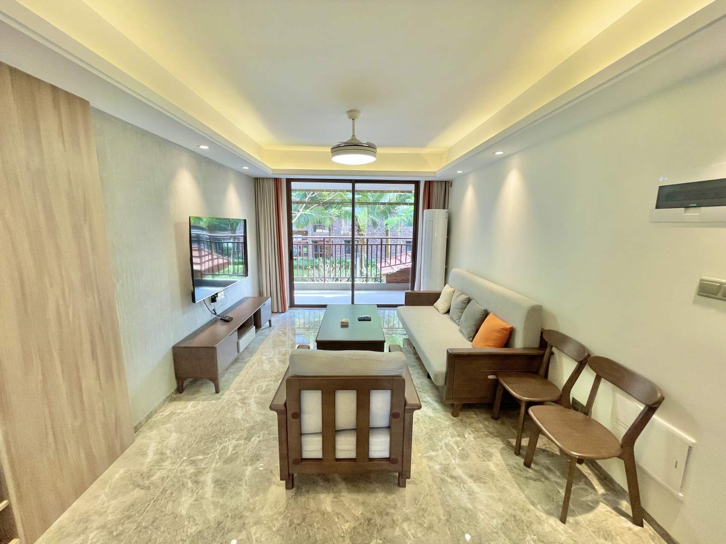 万宁欢悦·民宿酒店