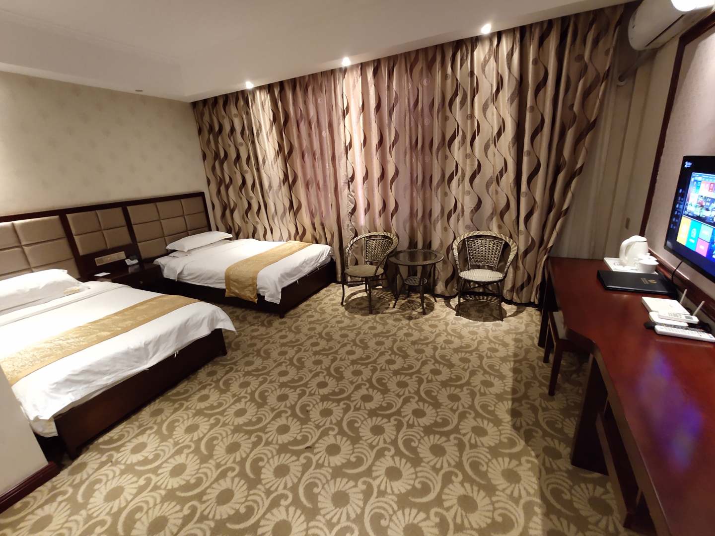 霍爾果斯黃浦國際酒店