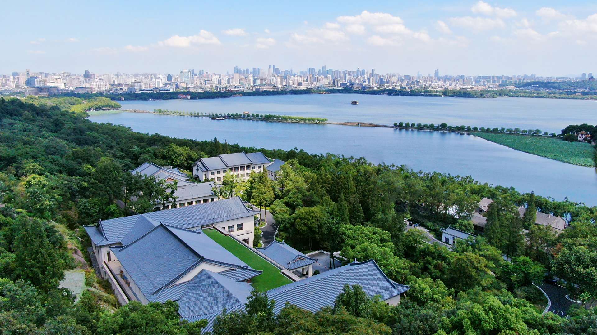 西湖山庄