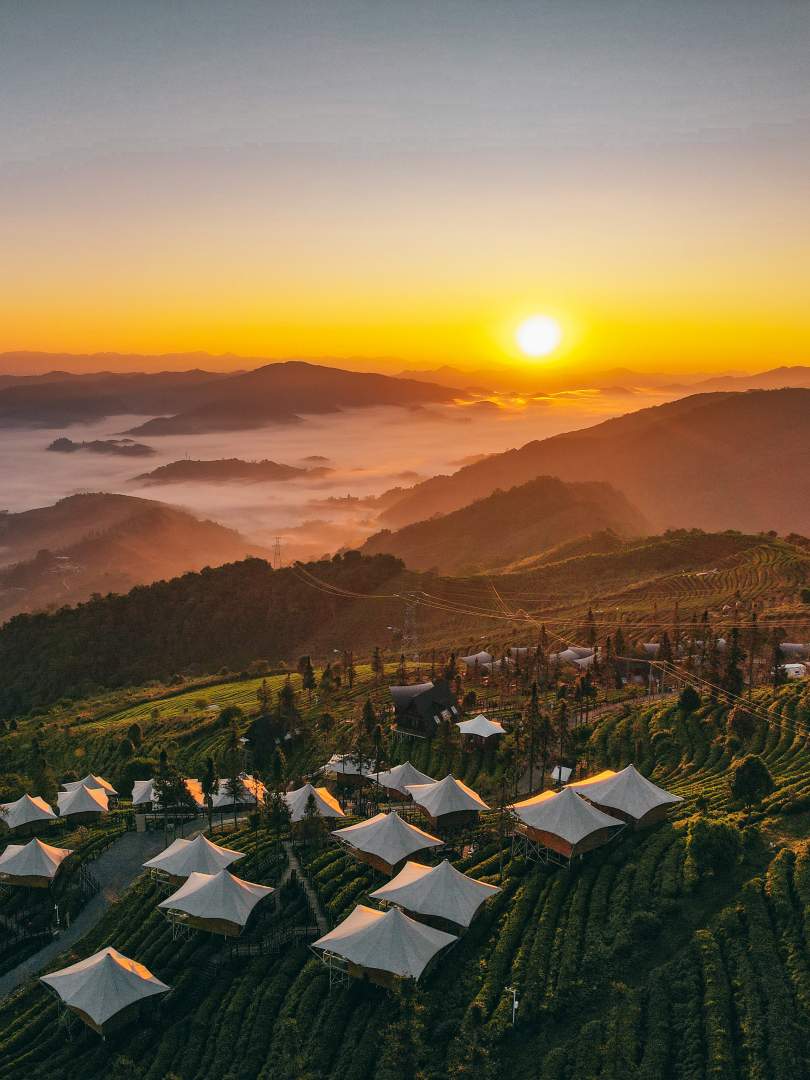 云缦营普洱倚象山营地暨半山酒店