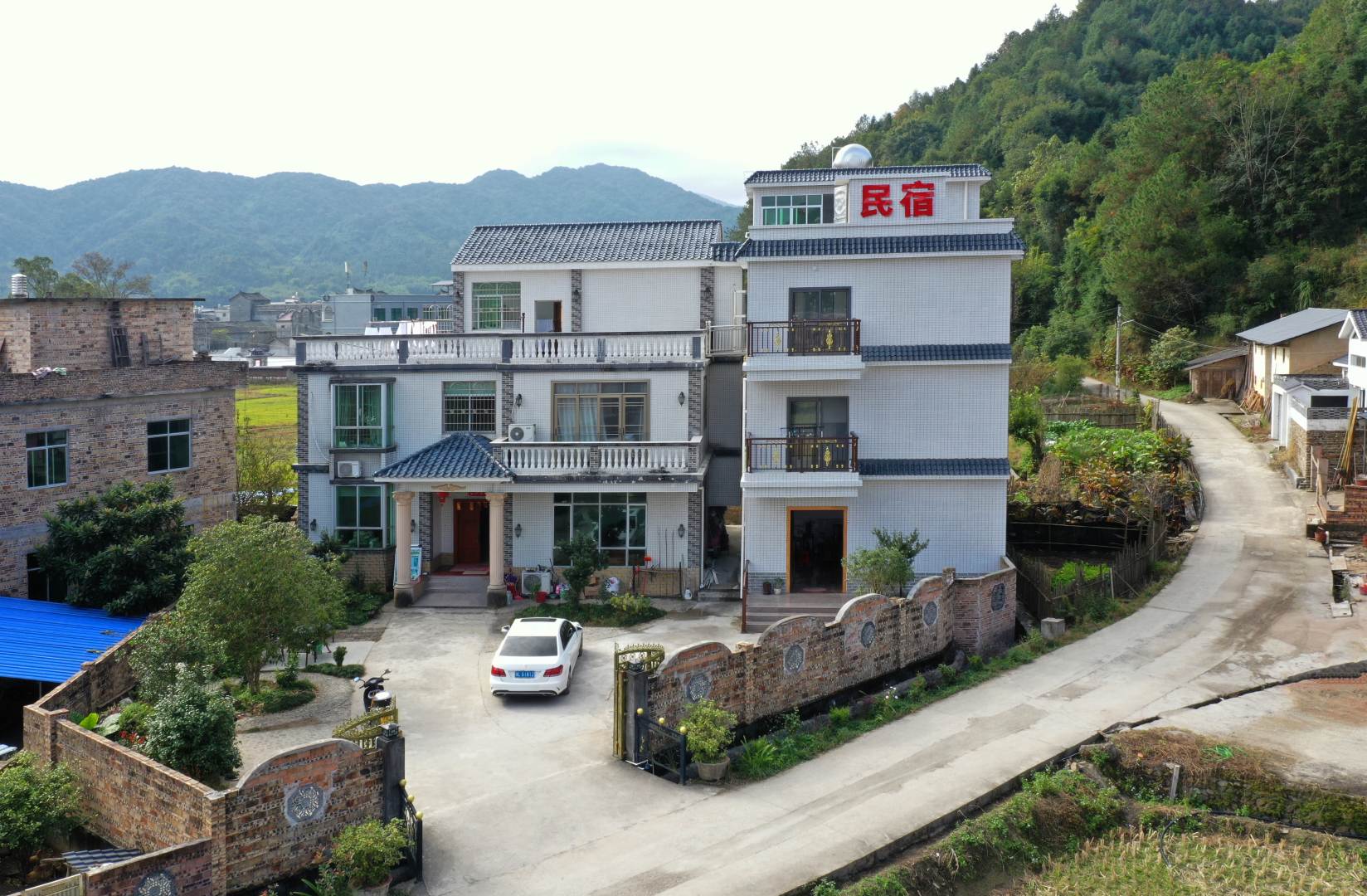 满堂客家大围