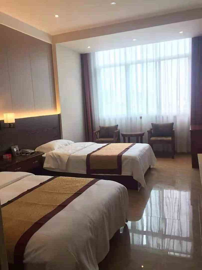 东方商务酒店(菊乡路店)