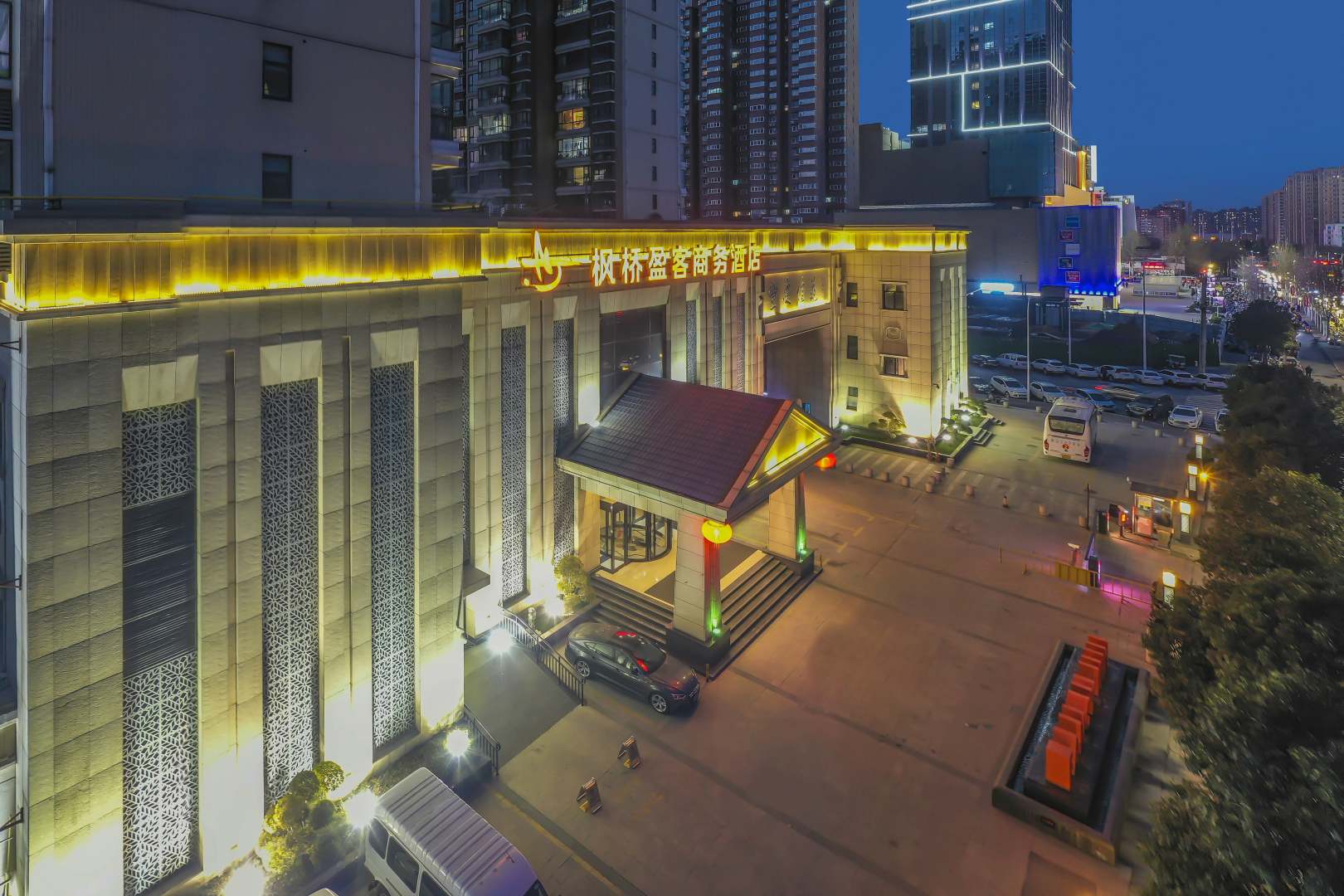 郑州枫桥盈客商务酒店