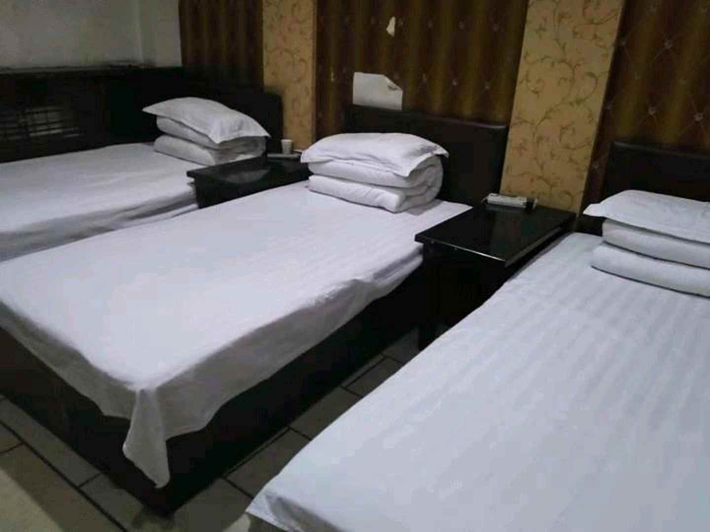 笑笑商务住宿