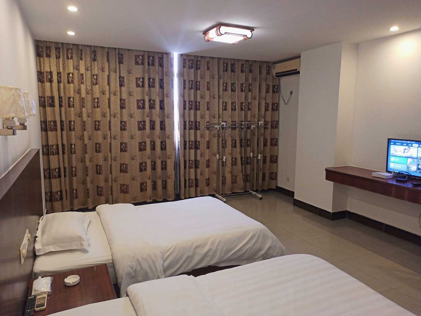 阳江兴隆宾馆(白沙市场店)