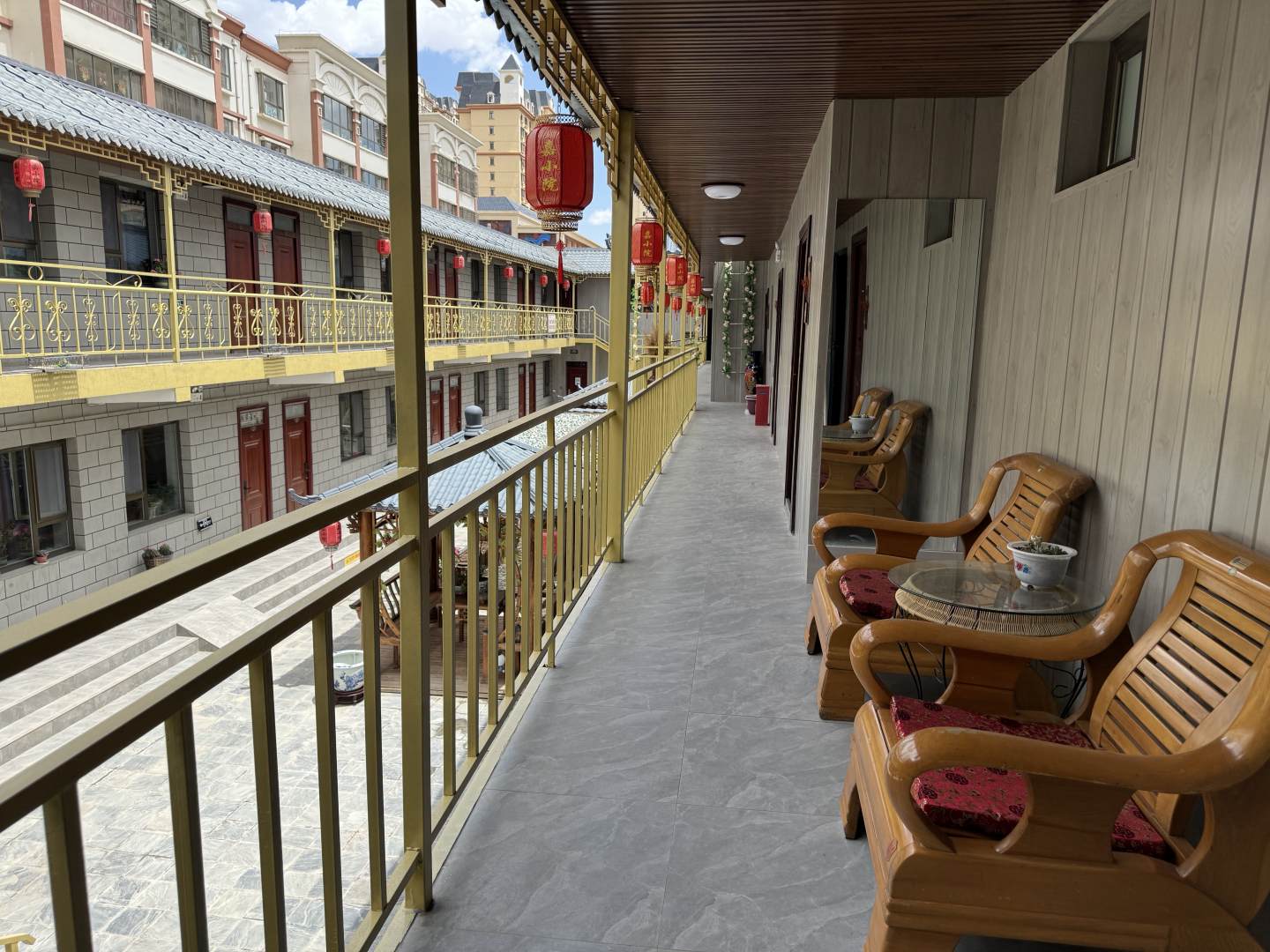 嘉小院精品名宿(名嘉汇店)