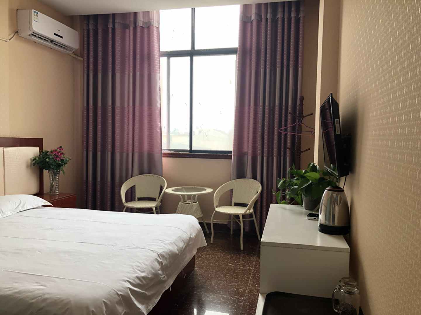 固镇子豪宾馆