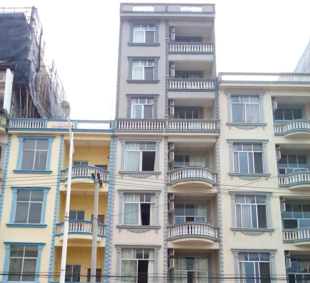 东兴金滩海香宾馆