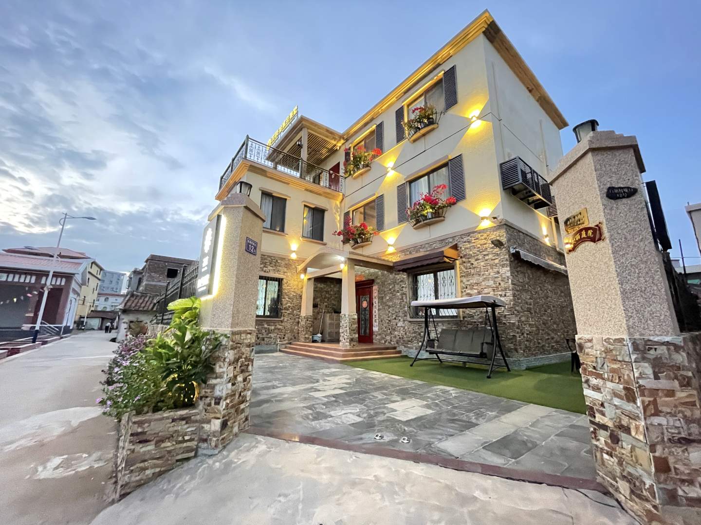 龙海拾贰号美墅(火山岛白塘湾店)