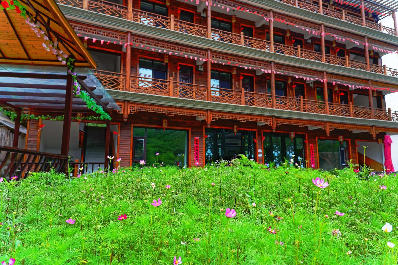 涇縣山樓人家民宿(水墨汀溪風(fēng)景區店)