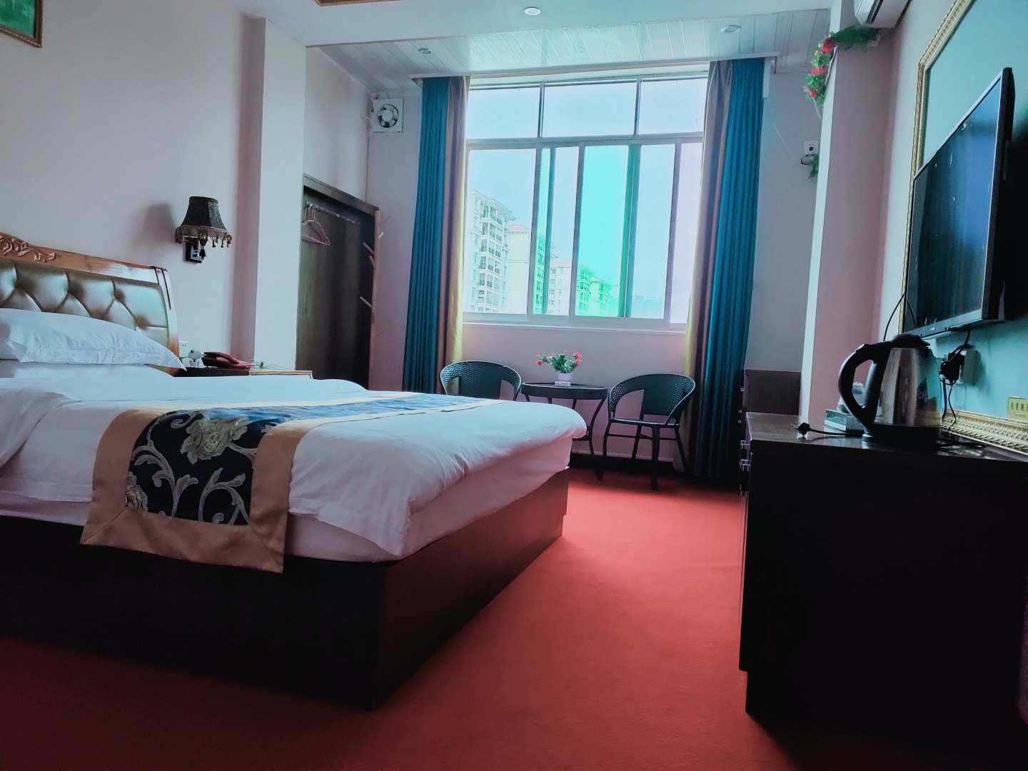 日新商务宾馆(东山公园店)