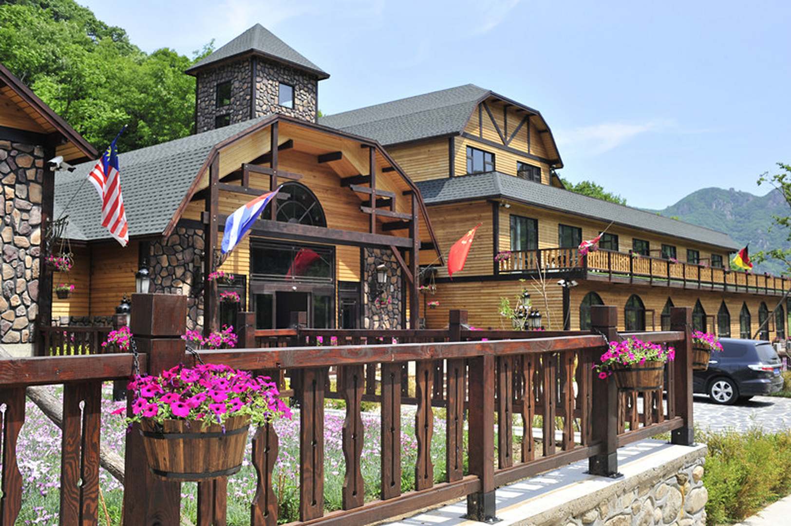 尼亚加拉瀑布酒店