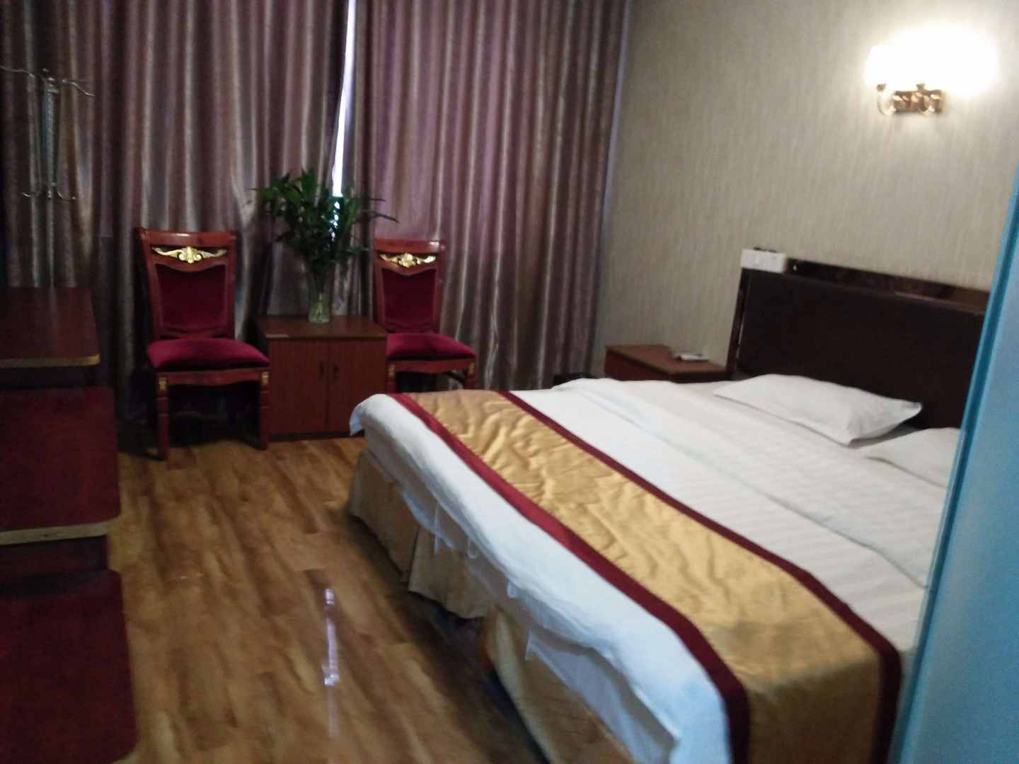 蒙城燕山商务旅馆