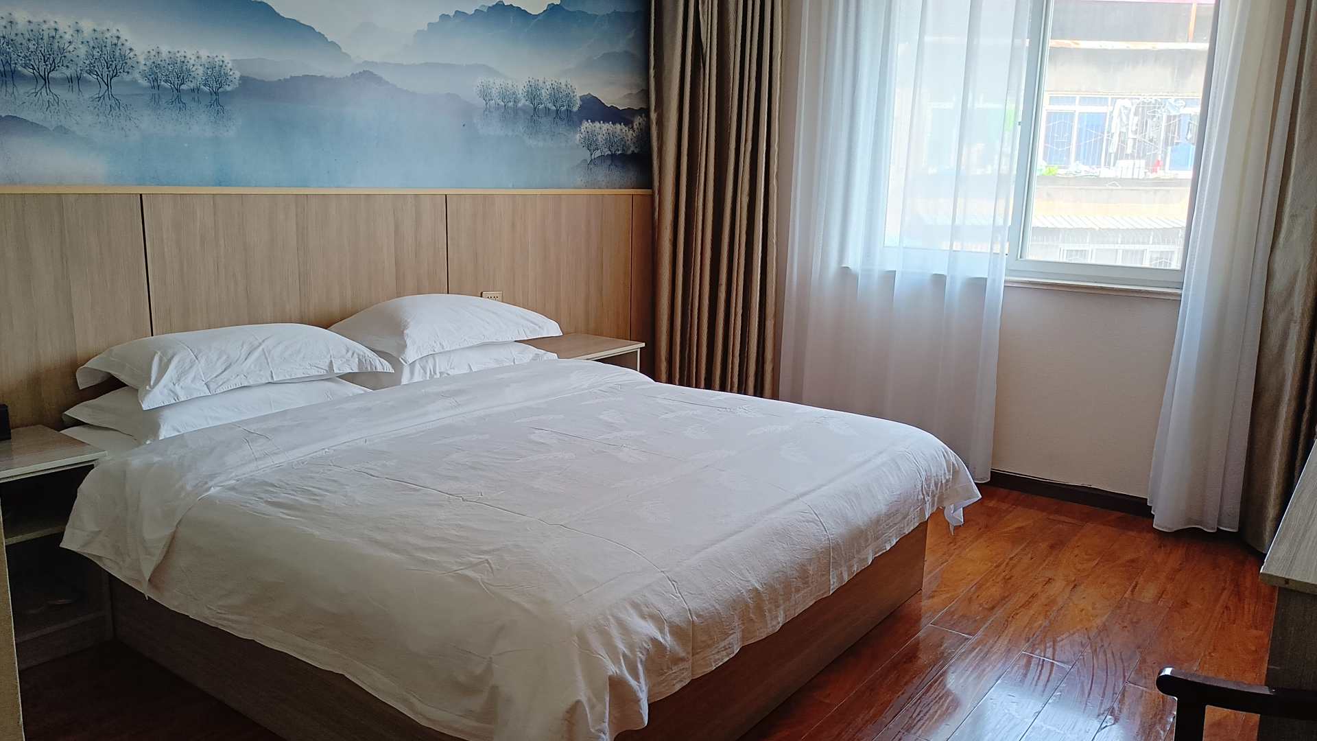 荥经阳光商务酒店