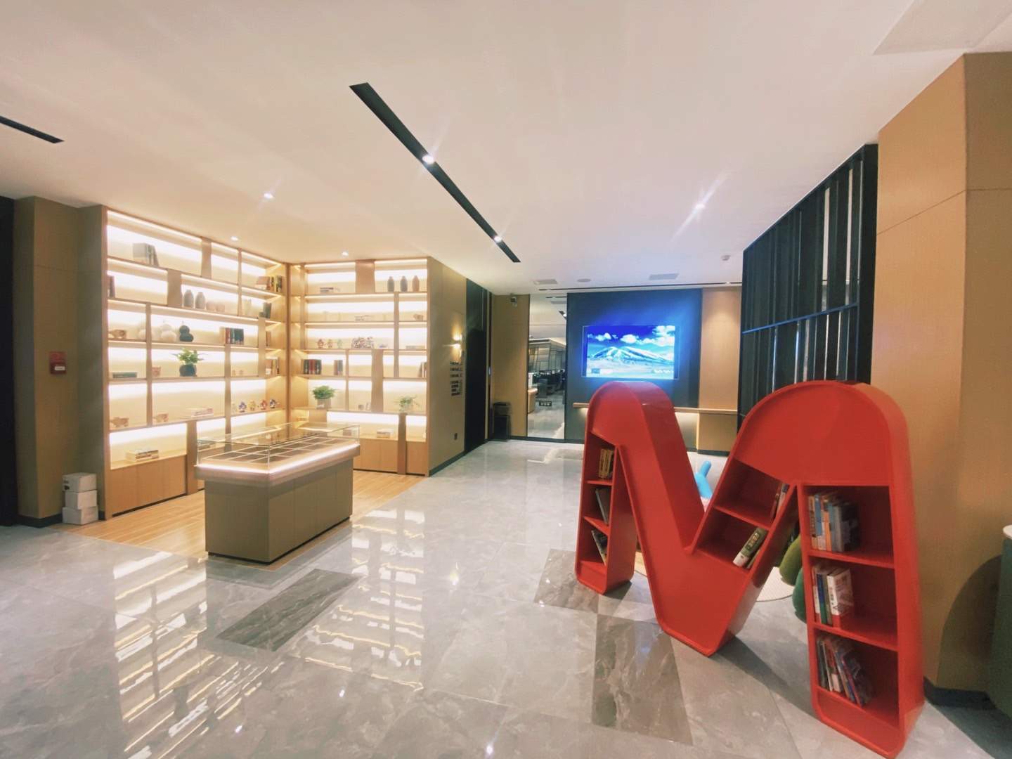 摩登四季酒店