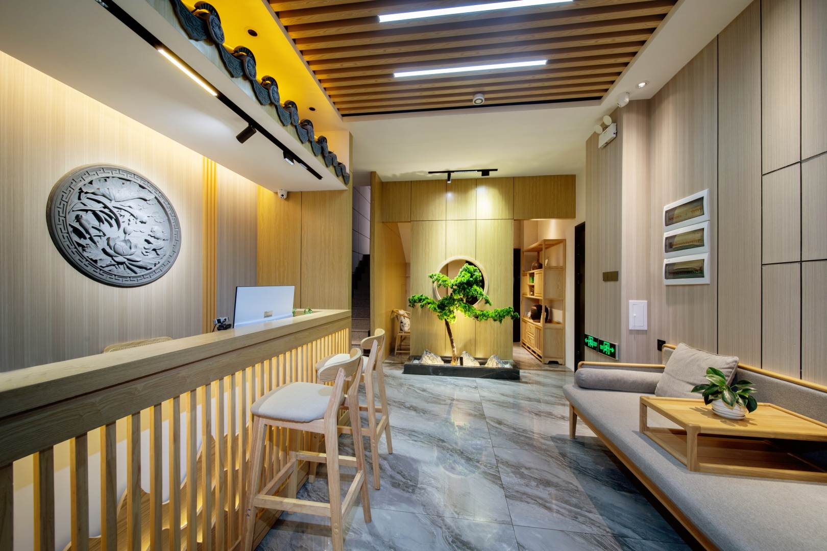春江花月客栈(昆明广福路爱琴海店)