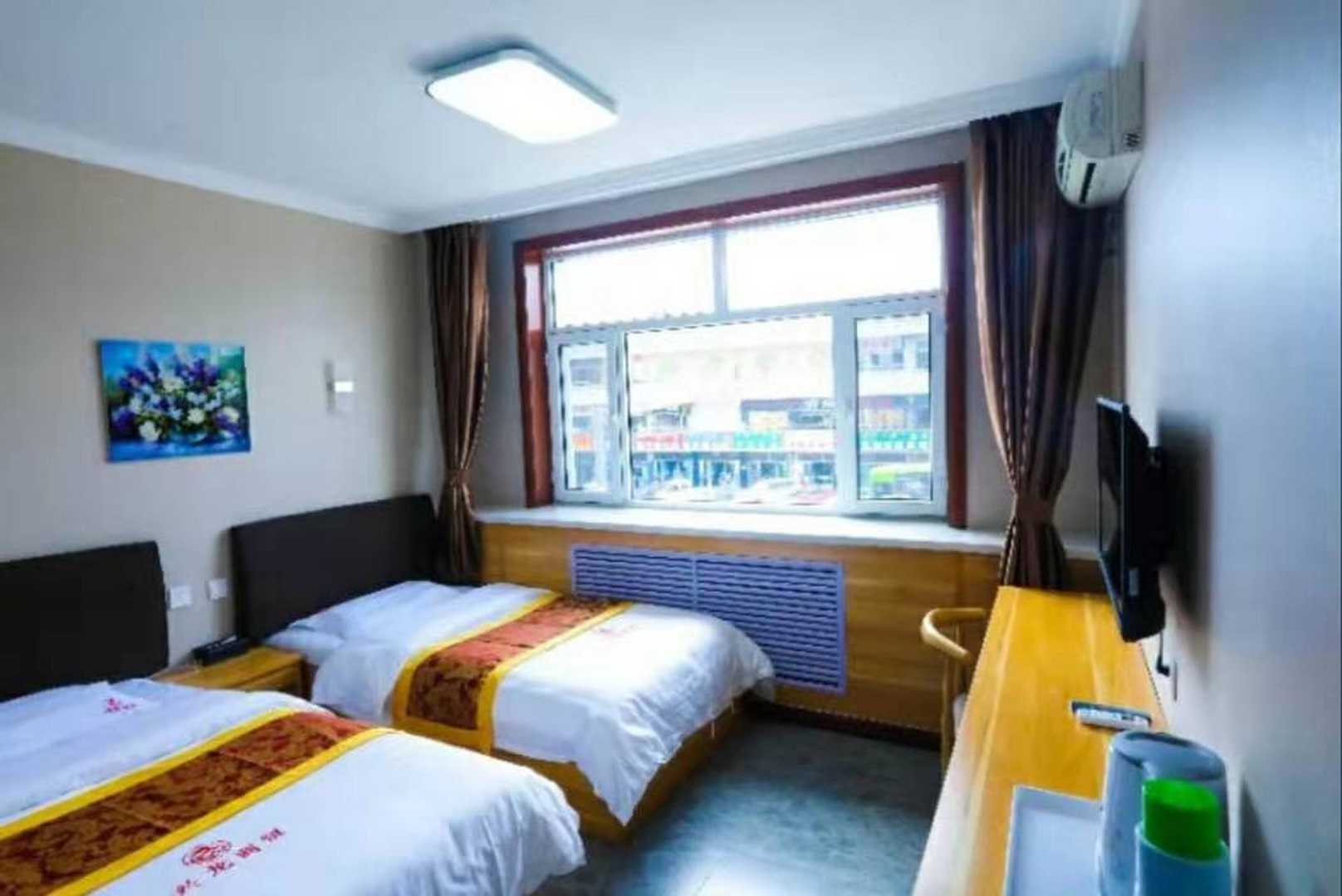 兴龙宾馆(地城北路店)