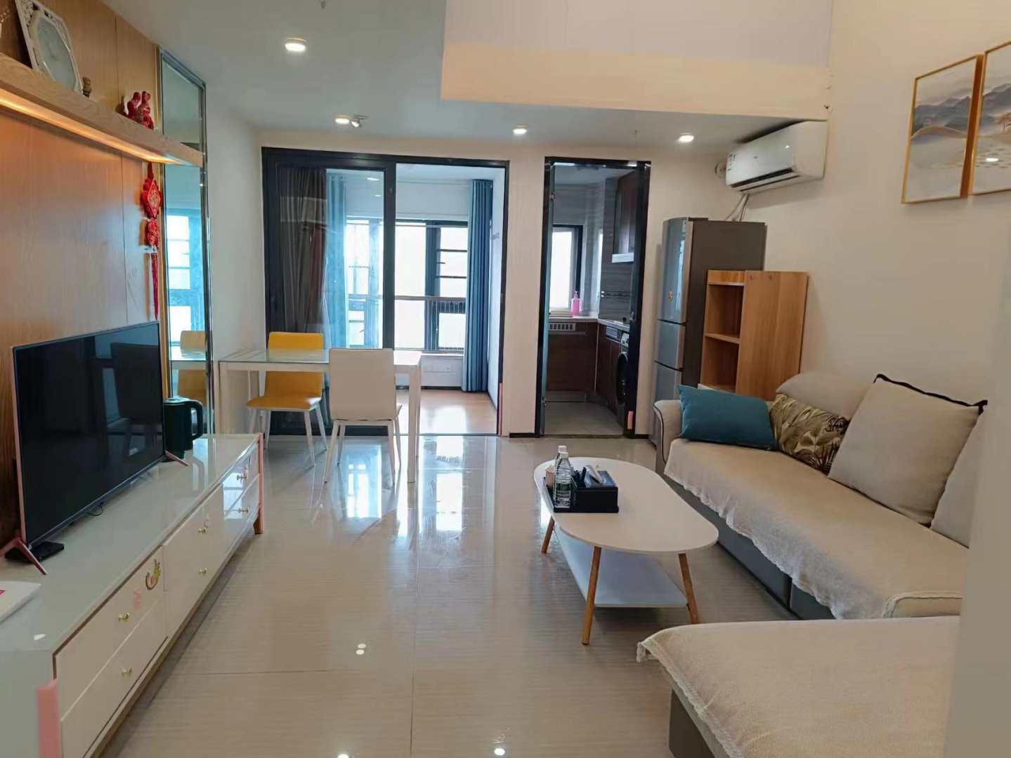 寓米公寓(恒大翡翠龙庭店)