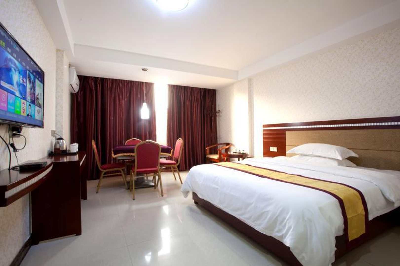 湛江嘉愉假日酒店(湛江火车站店)