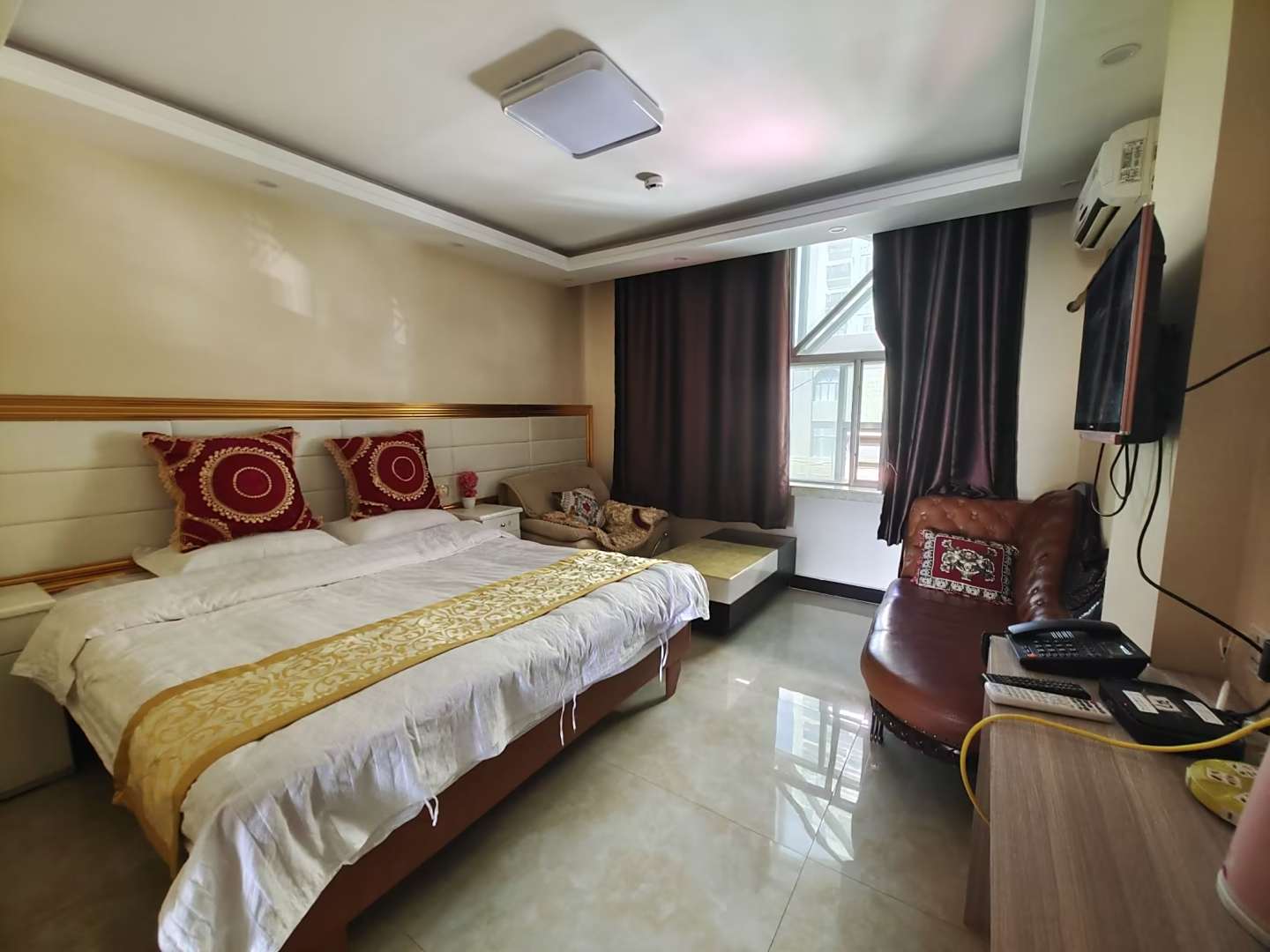 阿图什博格拉宾馆(博格拉时代购物广场店)