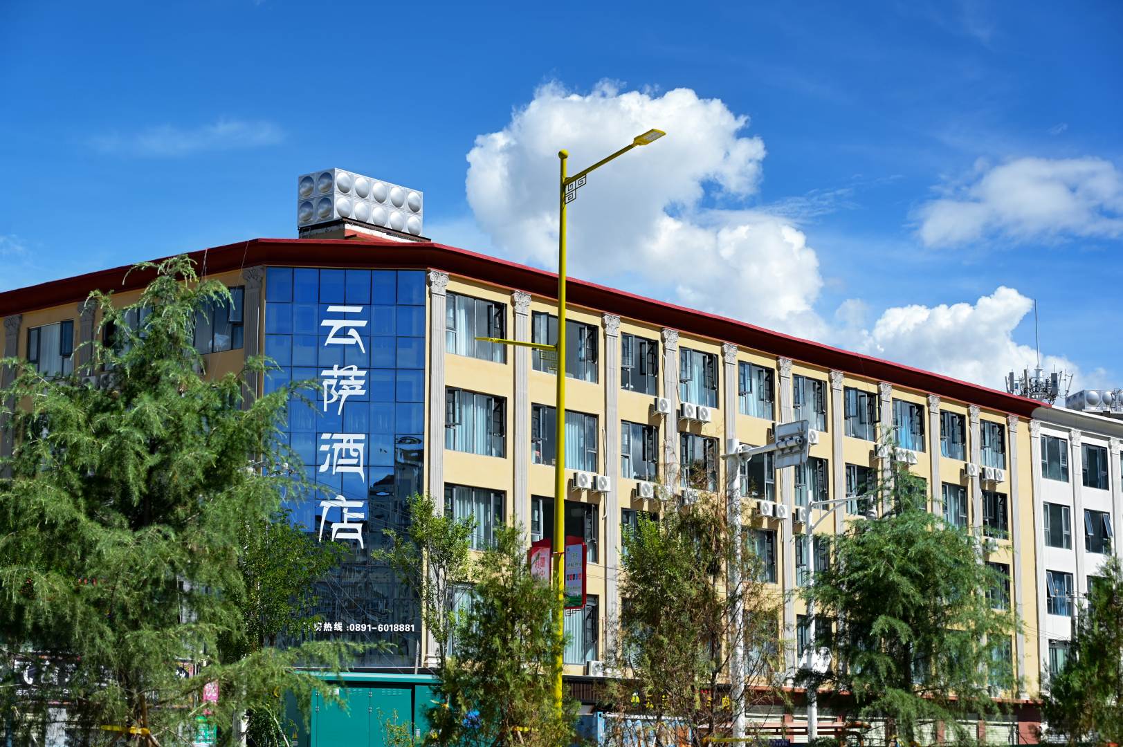 拉萨云萨酒店
