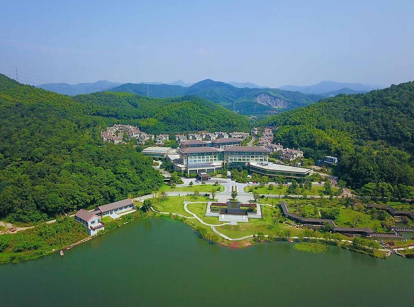宁波富邦荪湖山庄(江北店)