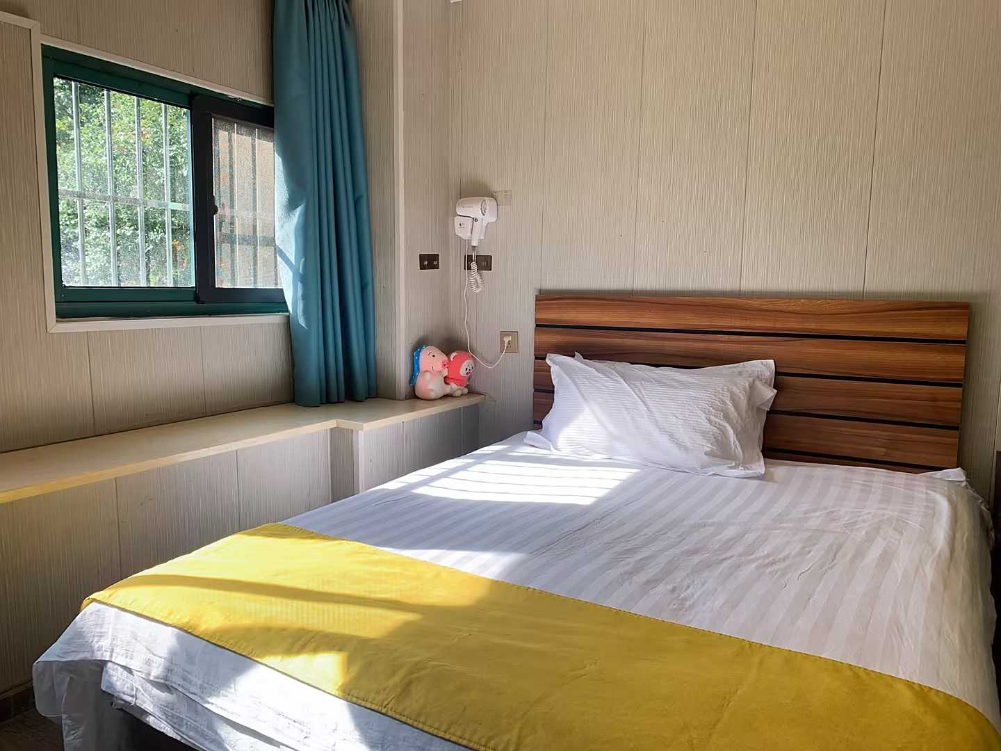 Z+爱舍主题病馆(浙江药科职业大学店)