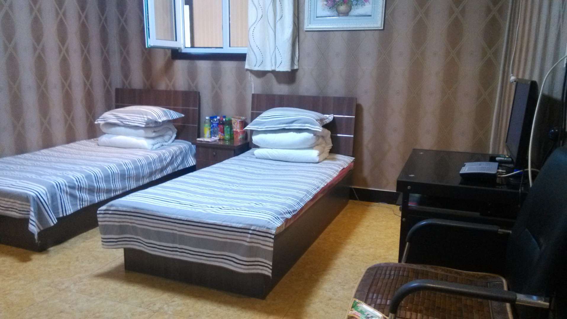 南湖宾馆(长白南街店)