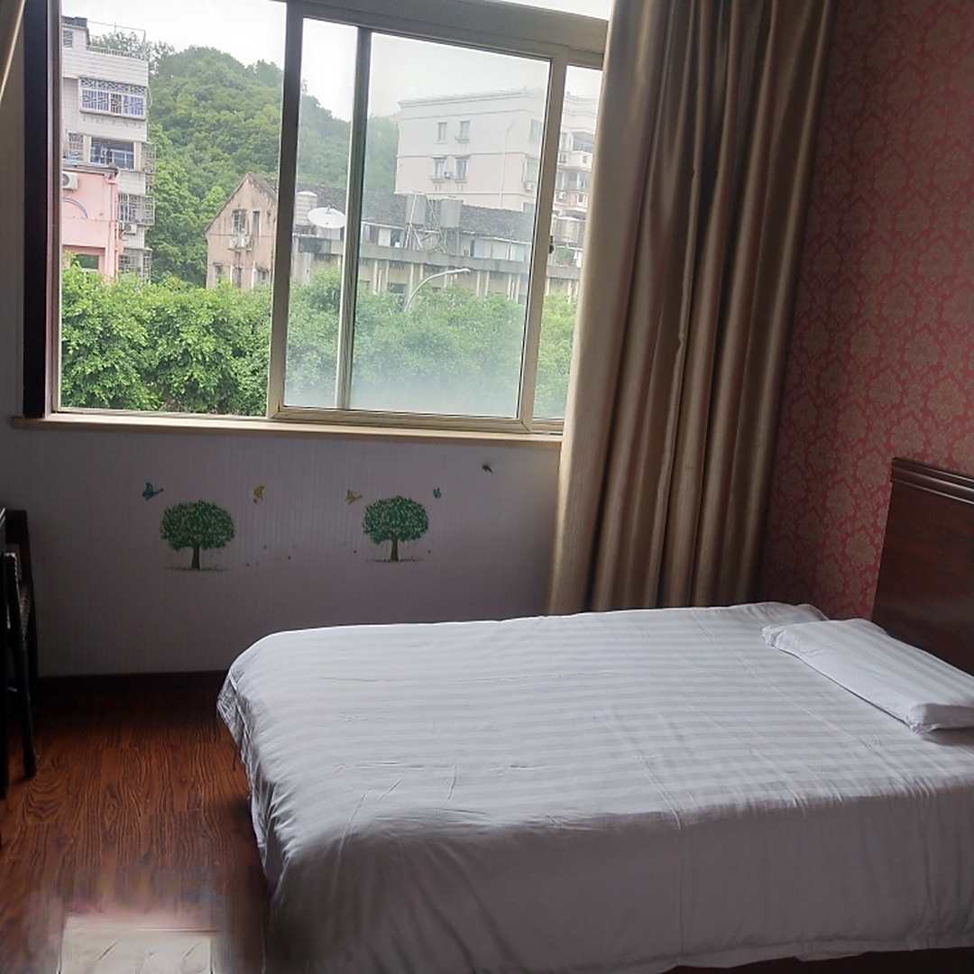 都市商务宾馆(万松东路店)