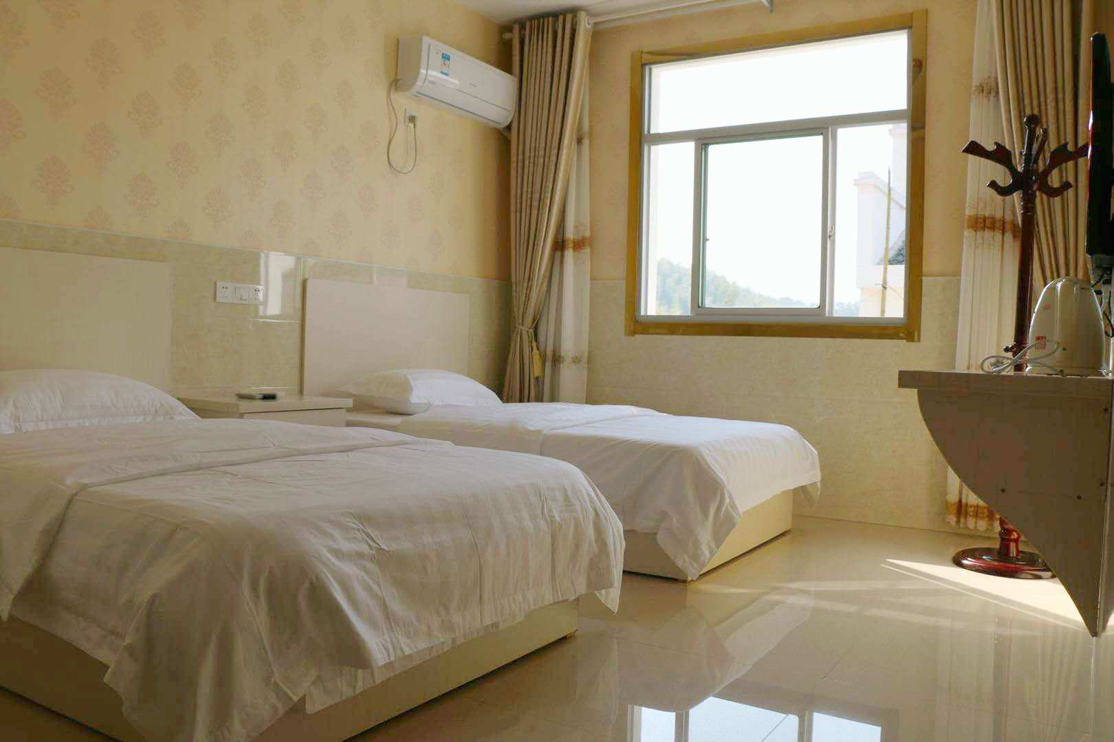 天柱山新村农家乐
