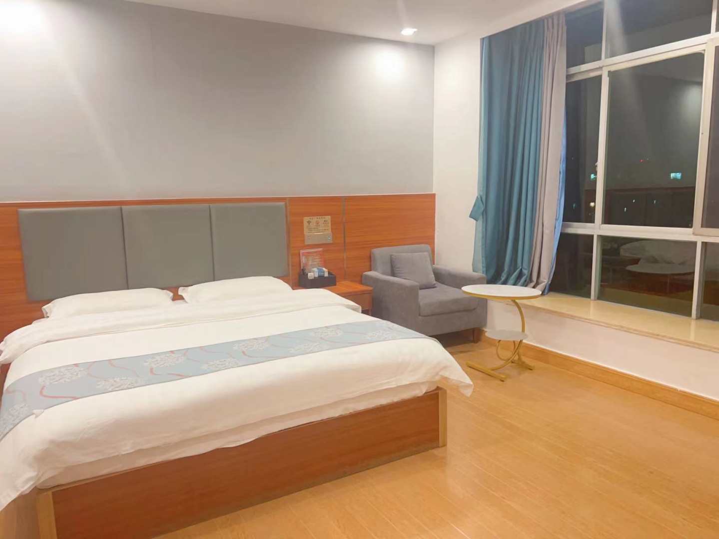 英德浛洸大酒店