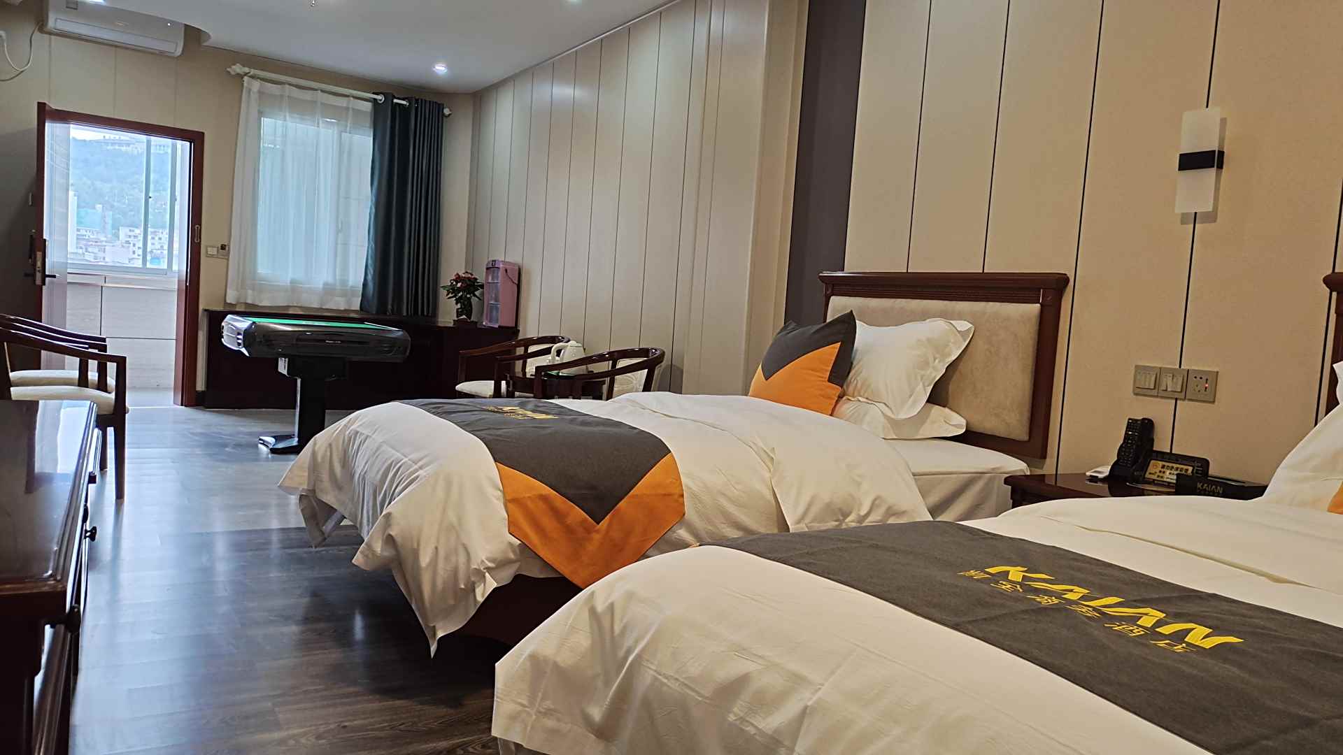 镇安凯全大酒店
