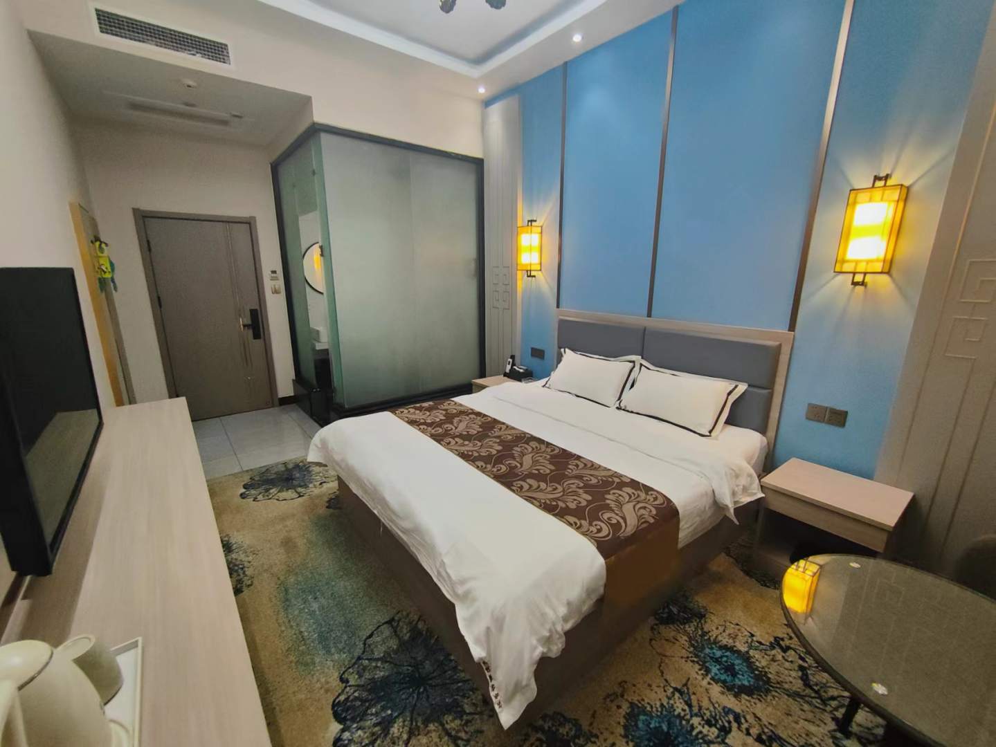 灵寿诺曼快捷酒店
