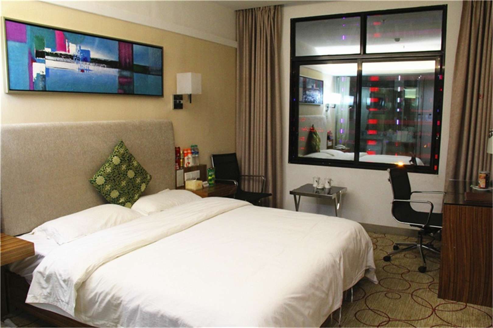 七彩好景酒店