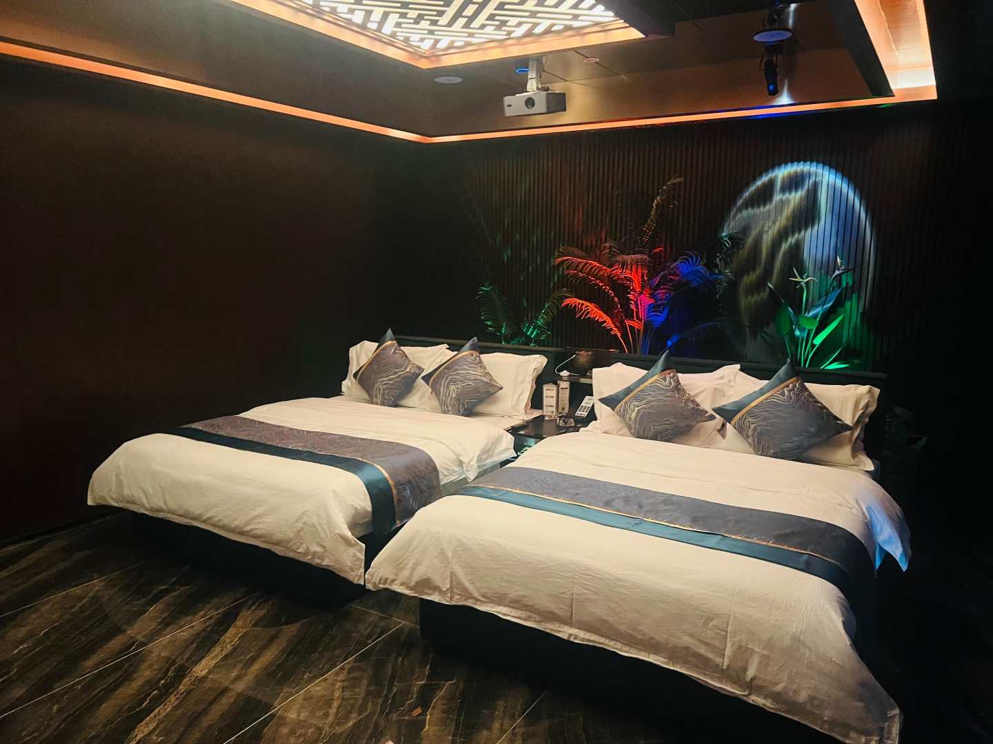 大庆市让湖路区浩方沃尔特智慧酒店