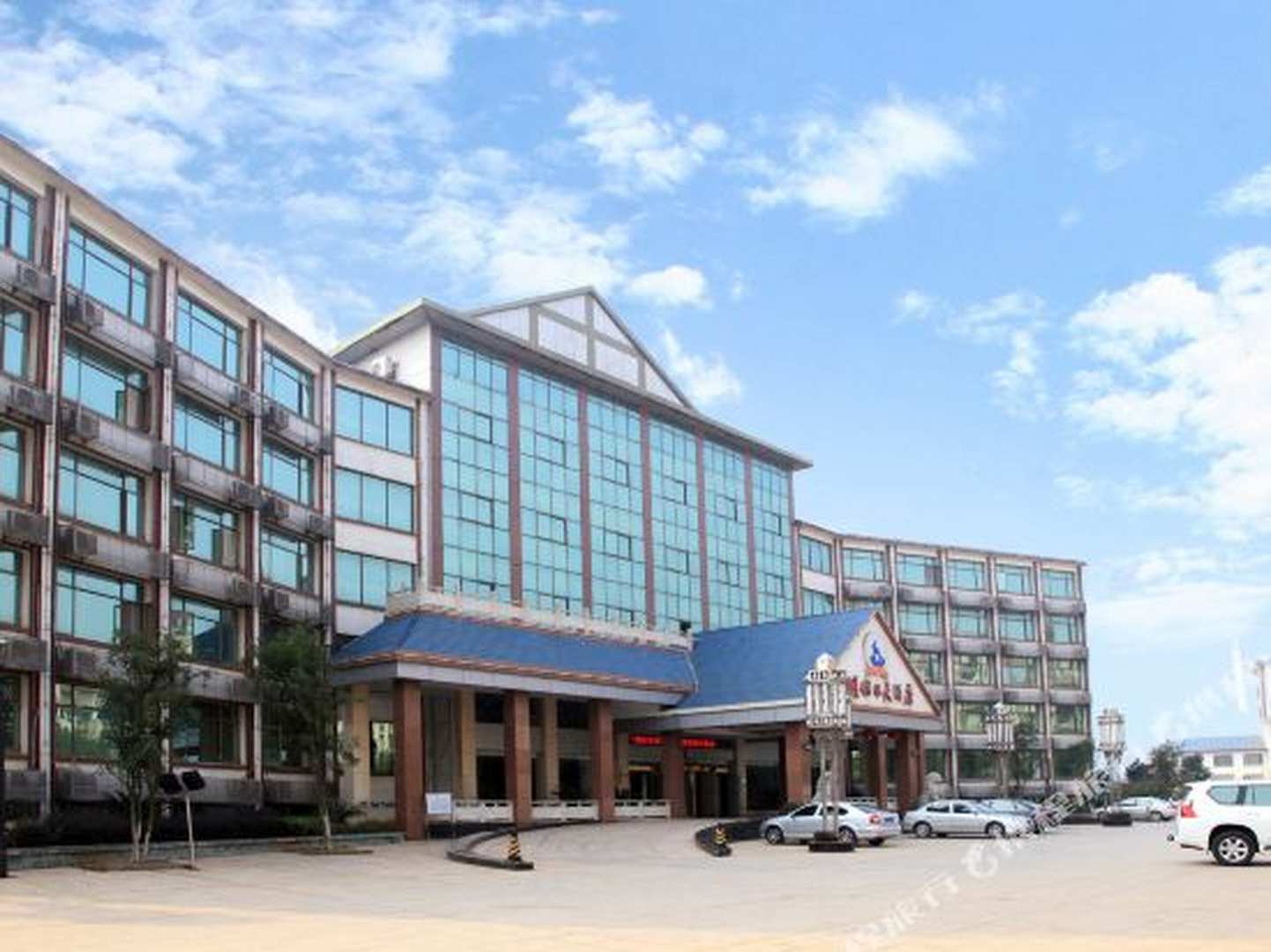 三湖国际假日大酒店