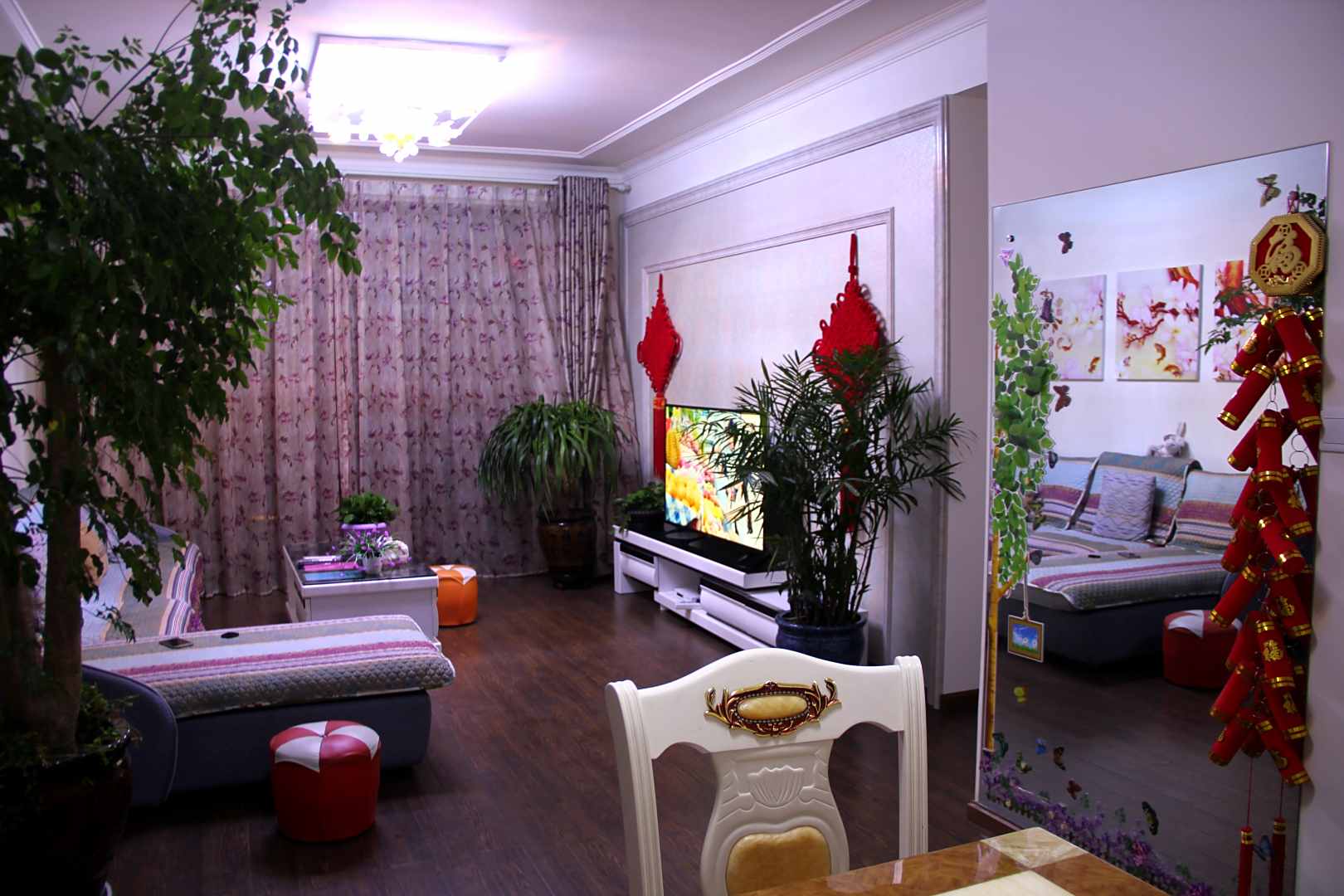 乐山吃货一条街私密公寓(嘉兴路店)